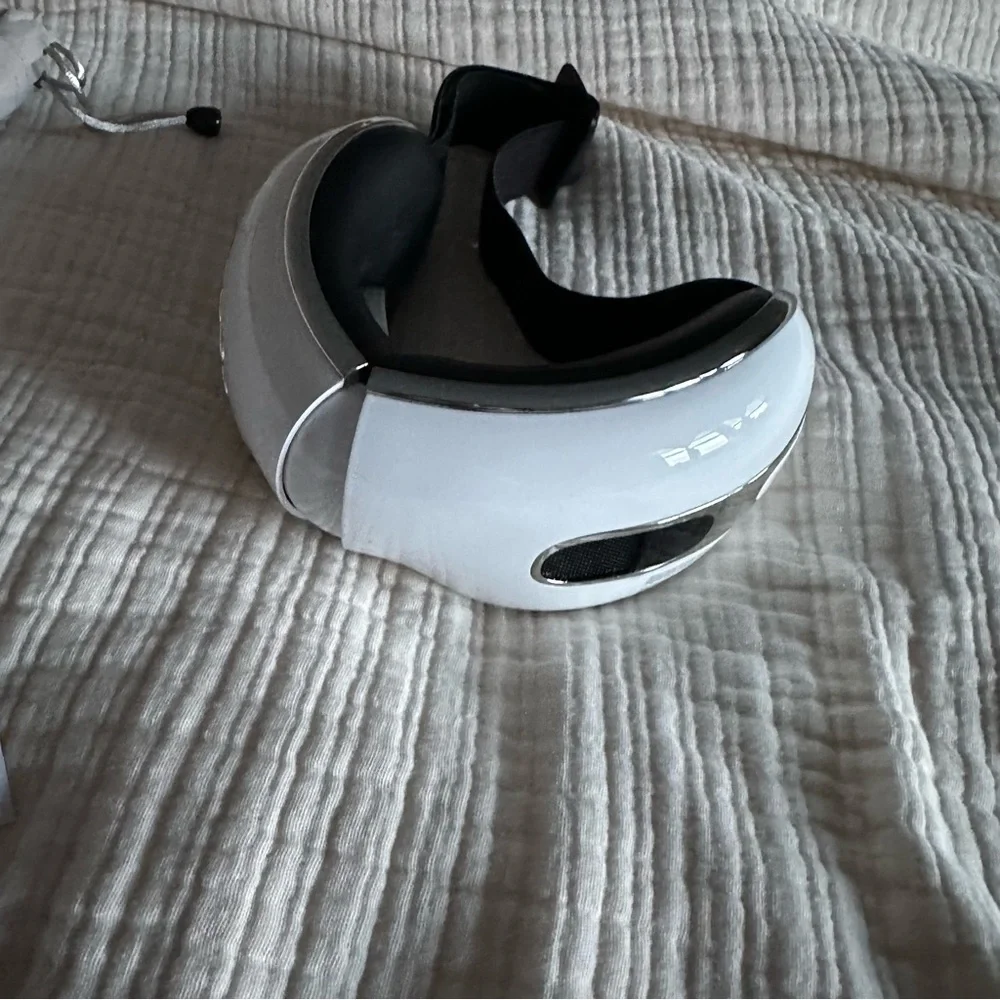 Eye Massager - Picture 1 of 9